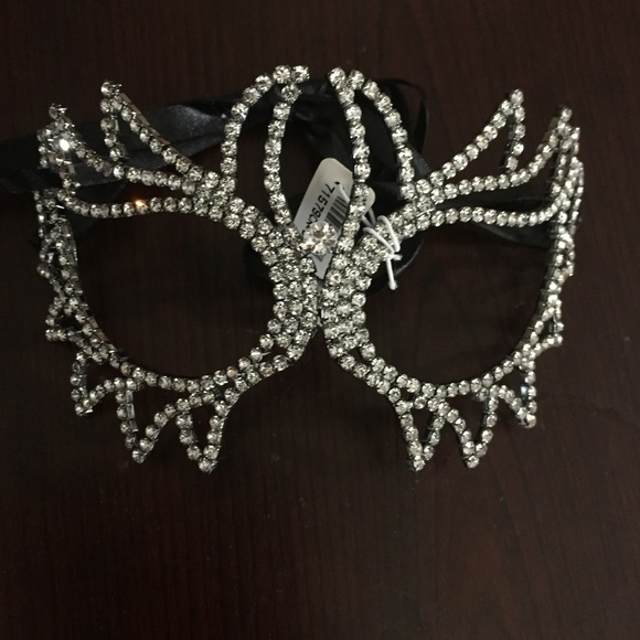 Crystal Rhinestone Royal Venetian Cat Eye … - Picture 2 of 4